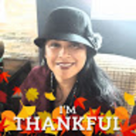 Meet your Posher, Rocio - Picture 1 of 1